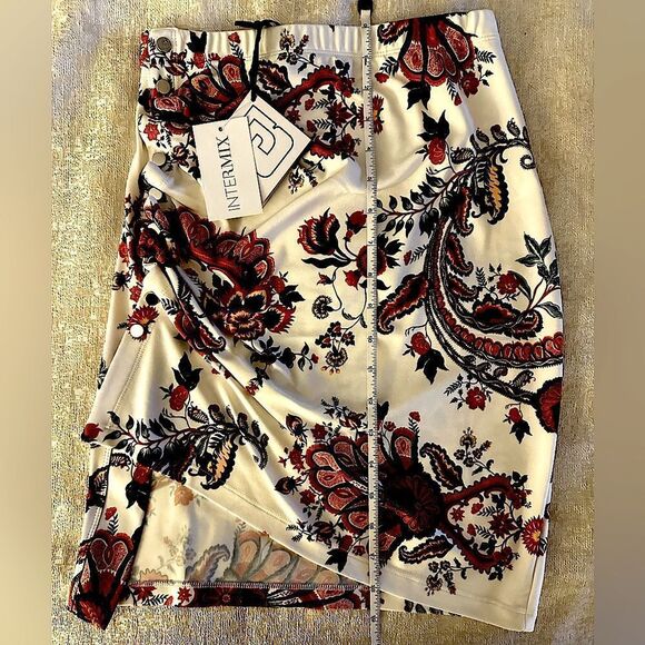 PACO RABANNE Asymmetric Ruched Printed Mini Skirt. White + Multicolor Pattern 00 - Picture 10 of 12